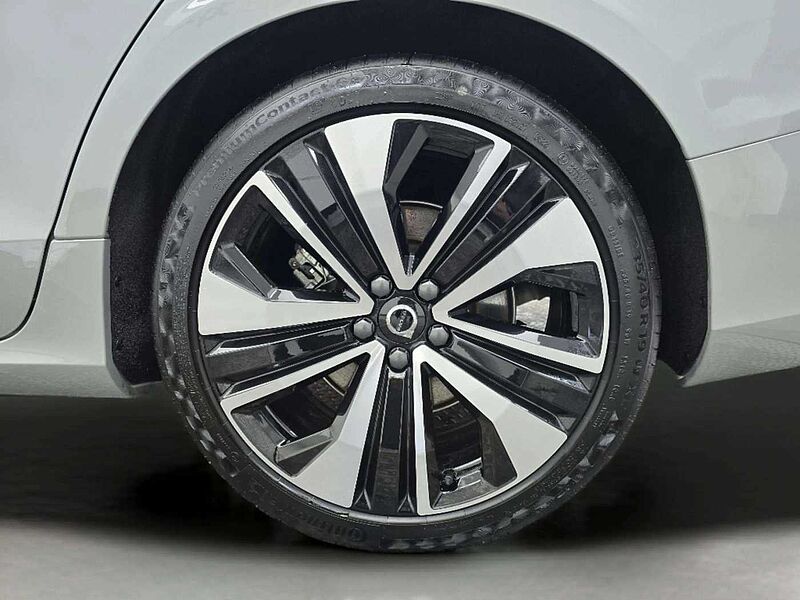 Volvo Ultimate, B5 마일드 하이브리드, 가솔린, 브라이트