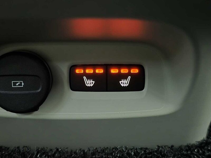 Volvo  Ultimate, B4 AWD 마일드 하이브리드, 가솔린, 브라이트