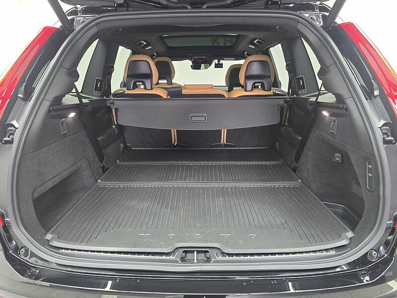 Volvo  Recharge Inscription, T8 AWD plug-in hybrid, 7 Seats