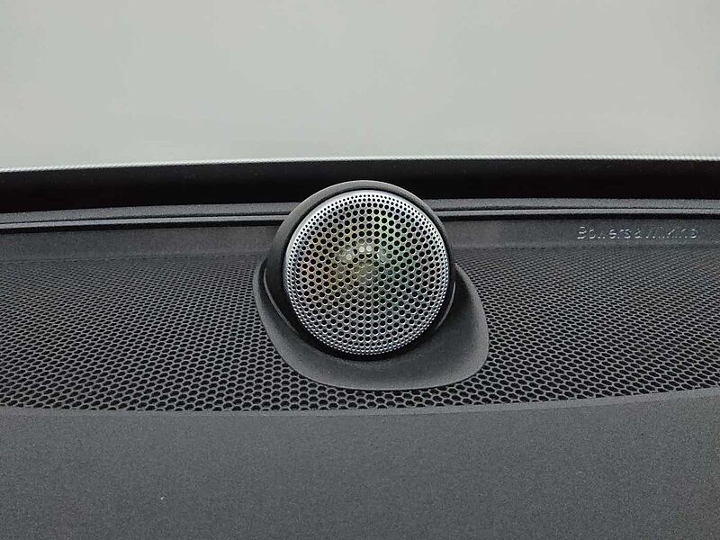 Volvo T8 AWD Ultra bright