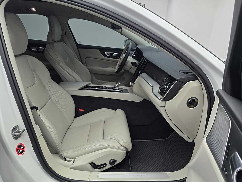 Volvo B5 Inscription,