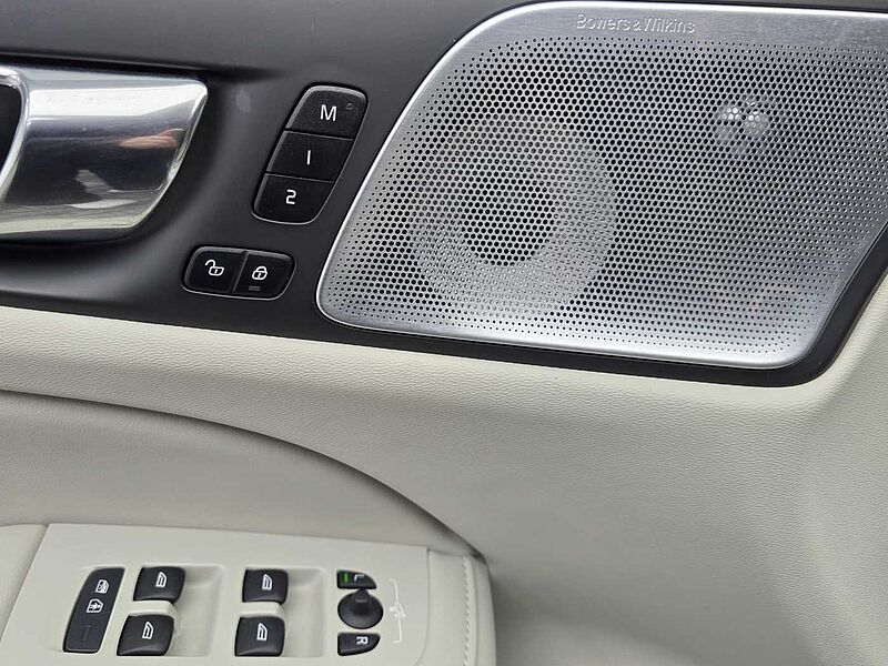 Volvo B5 Inscription,