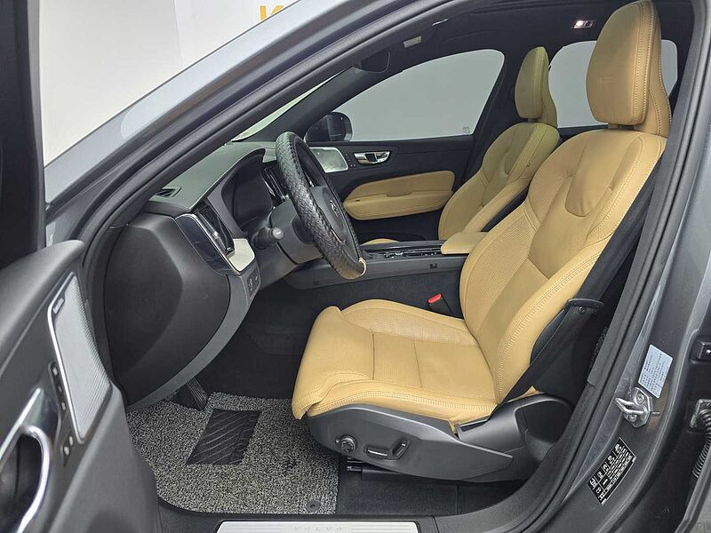 Volvo D5 AWD 인스크립션