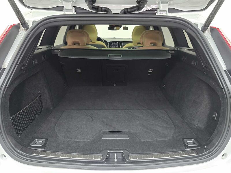 Volvo  Cross Country Pro, B5 AWD (250 hp) aut