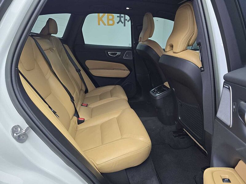Volvo  Ultimate, B5 AWD mild hybrid, 가솔린, Bright