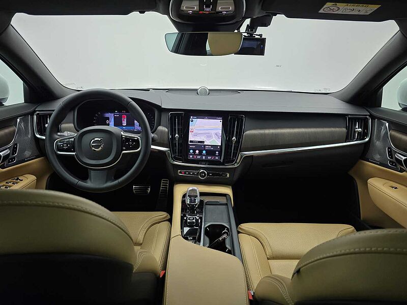 Volvo  Ultimate, B6 AWD mild hybrid, 가솔린, Bright