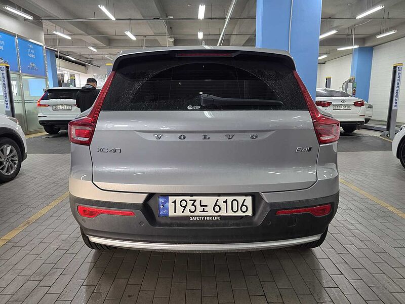 Volvo  Ultimate, B4 AWD 마일드 하이브리드, 가솔린, 브라이트