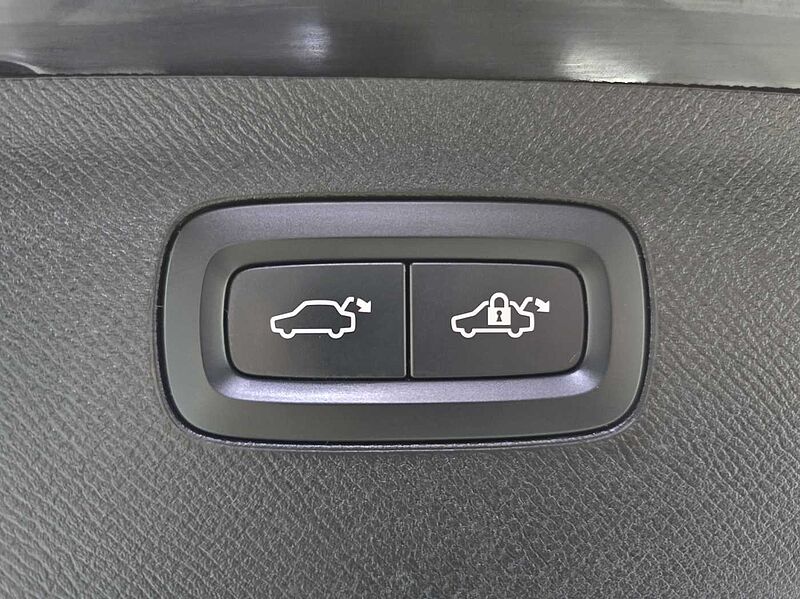 Volvo  Inscription, B6 AWD (300 hp) aut 5 seat, 분리된 7개의 좌석