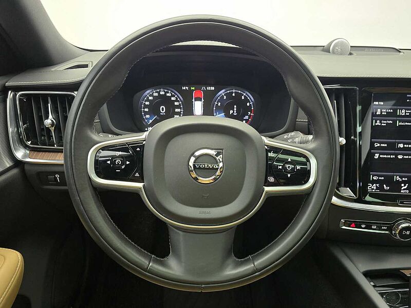 Volvo  Cross Country Pro, B5 AWD (250 hp) aut