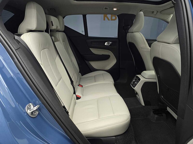 Volvo Ultra, B4 AWD 마일드 하이브리드, 가솔린, 브라이트