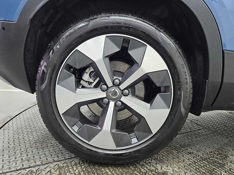 Volvo Ultra, B4 AWD 마일드 하이브리드, 가솔린, 브라이트