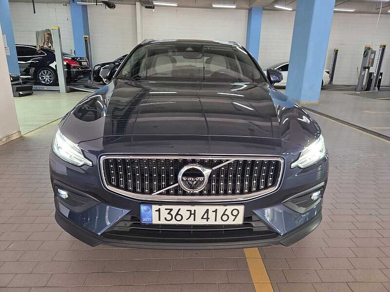 Volvo  Cross Country Pro, B5 AWD (250 hp) aut