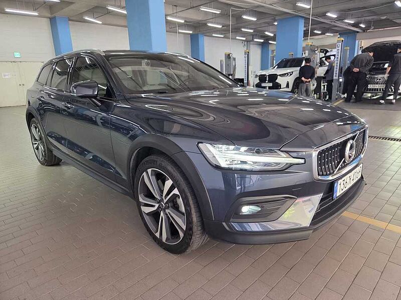 Volvo  Cross Country Pro, B5 AWD (250 hp) aut