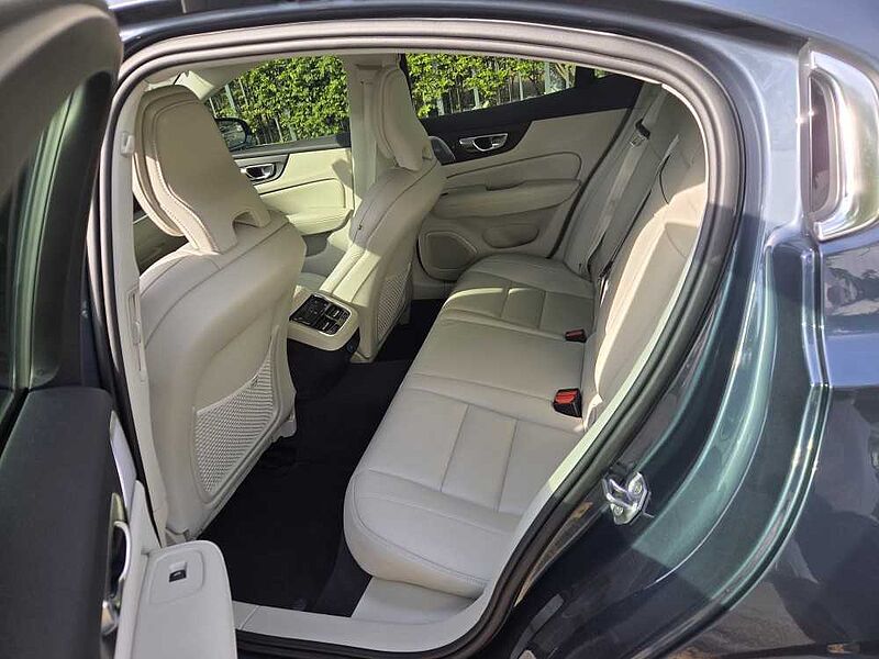 Volvo  Inscription, B5 (250 hp) aut