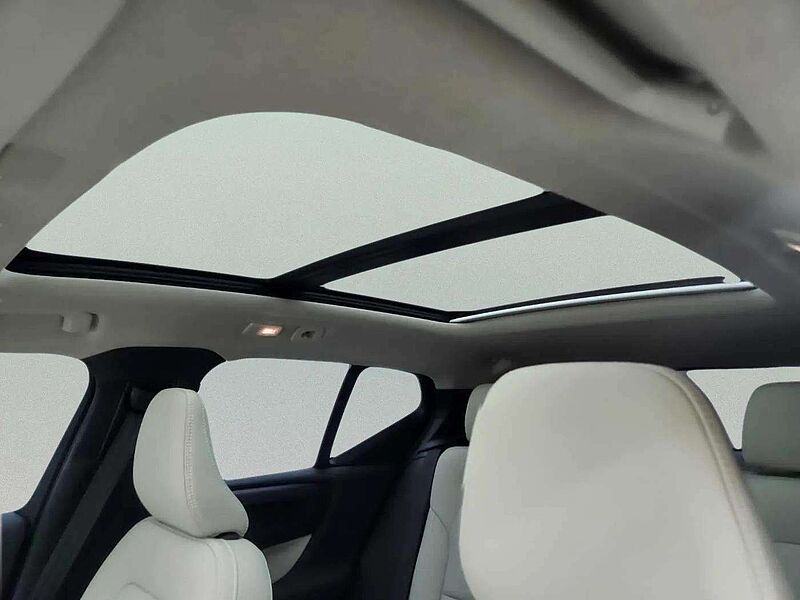 Volvo  Ultra, B4 AWD 마일드 하이브리드, 가솔린, 브라이트