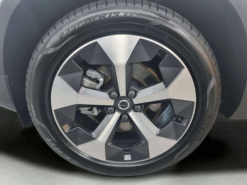 Volvo Ultra, B4 AWD 마일드 하이브리드, 가솔린, 브라이트