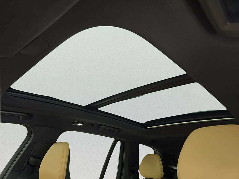 Volvo Recharge Ultimate, T8 AWD plug-in hybrid, 전기/가솔린, Bright, 7 좌석