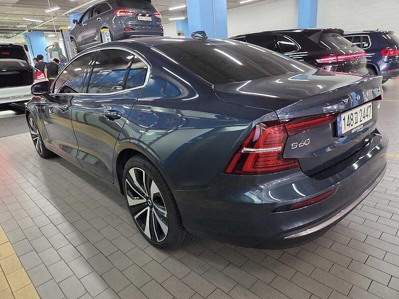 Volvo Ultimate, B5 마일드 하이브리드, 가솔린, 브라이트