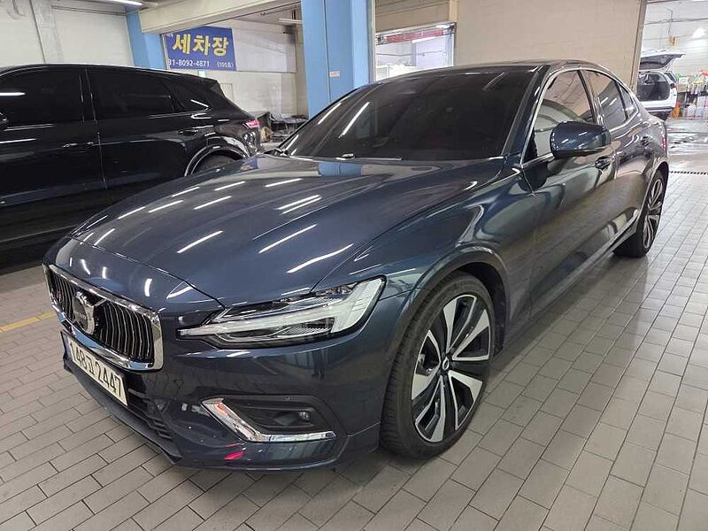 Volvo Ultimate, B5 마일드 하이브리드, 가솔린, 브라이트