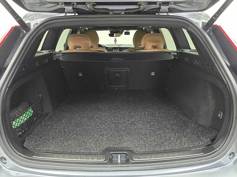 Volvo  Cross Country Pro, B5 AWD (250 hp) aut