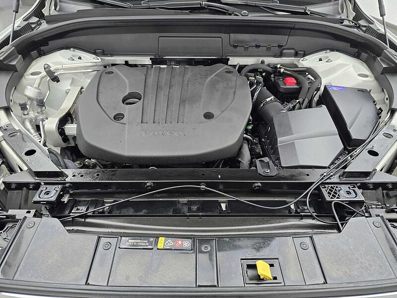 Volvo  Ultimate, B5 AWD mild hybrid, 가솔린, Bright