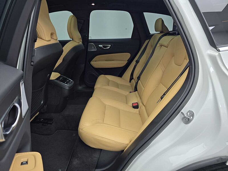 Volvo  Ultimate, B5 AWD mild hybrid, 가솔린, Bright