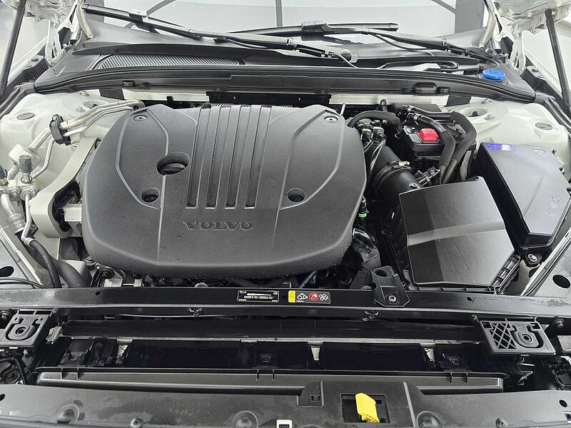 Volvo  Ultimate, B5 mild hybrid, 가솔린, Bright