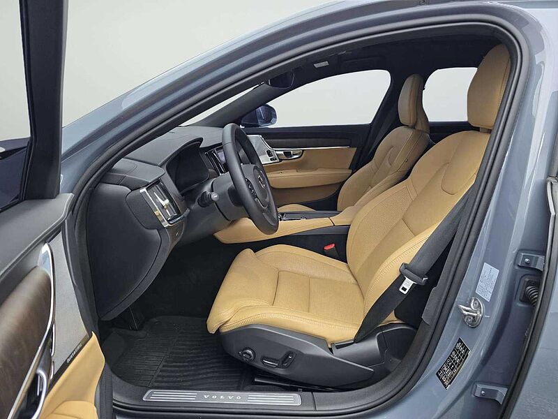 Volvo Ultimate, B5 mild hybrid, 가솔린, Bright
