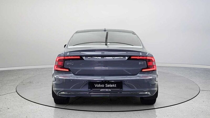 Volvo Ultimate, B5 mild hybrid, 가솔린, Bright
