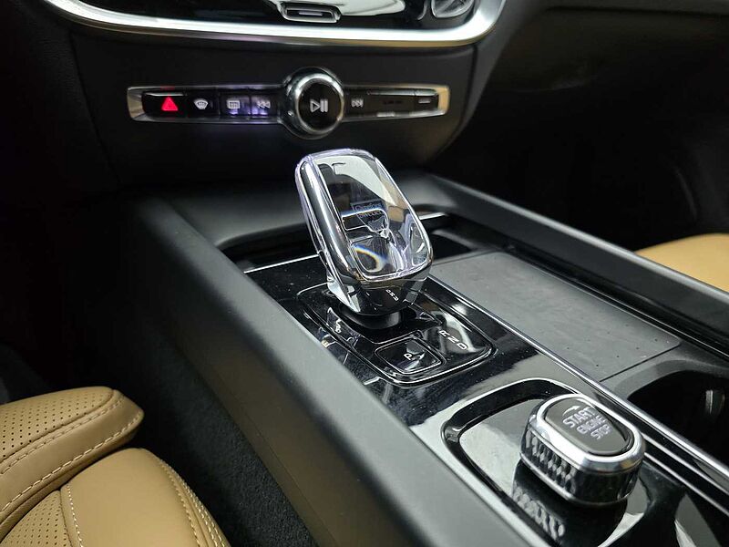 Volvo Ultimate, B5 AWD mild hybrid, 가솔린