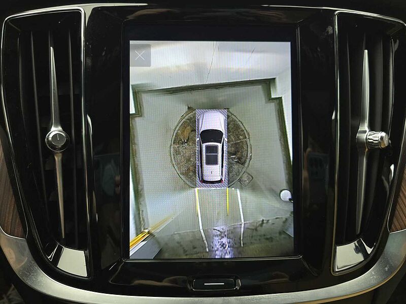 Volvo Ultimate, B5 AWD mild hybrid, 가솔린
