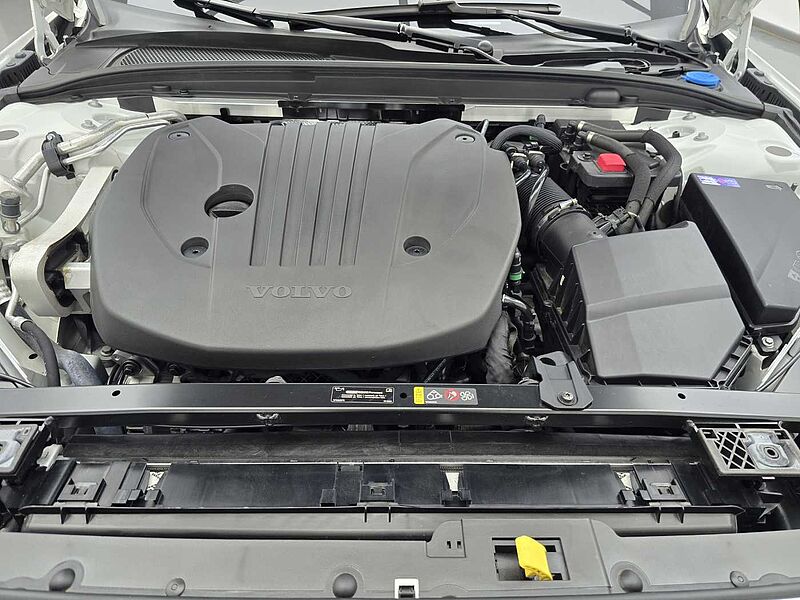 Volvo Ultimate, B5 AWD mild hybrid, 가솔린