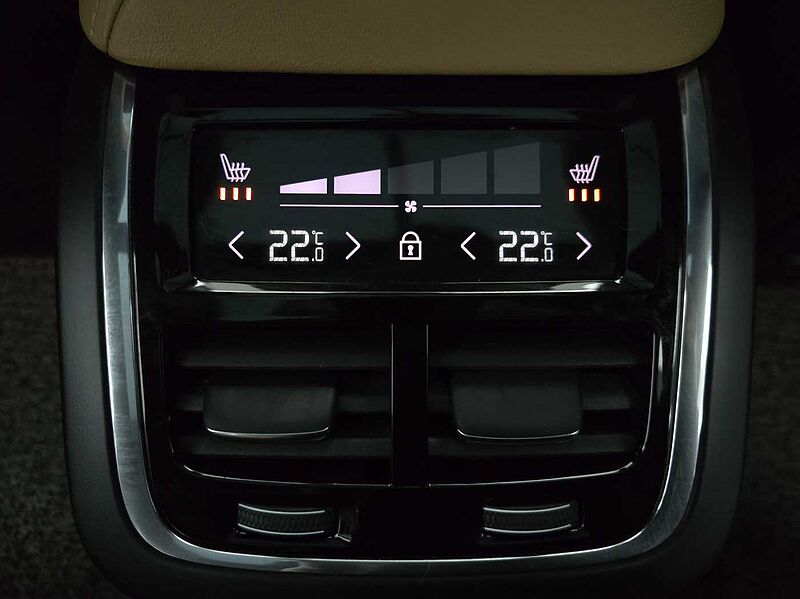 Volvo Ultimate, B5 AWD mild hybrid, 가솔린