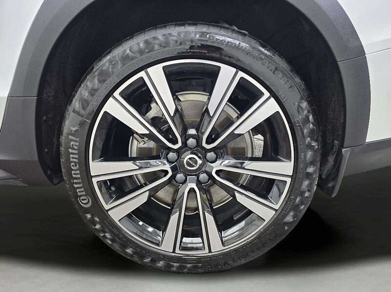 Volvo Ultimate, B5 AWD mild hybrid, 가솔린