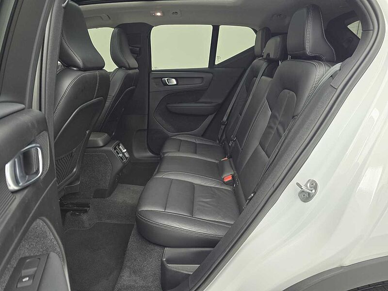 Volvo Ultimate, B4 AWD mild hybrid, 가솔린, Bright
