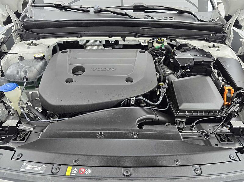 Volvo Ultimate, B4 AWD mild hybrid, 가솔린, Bright