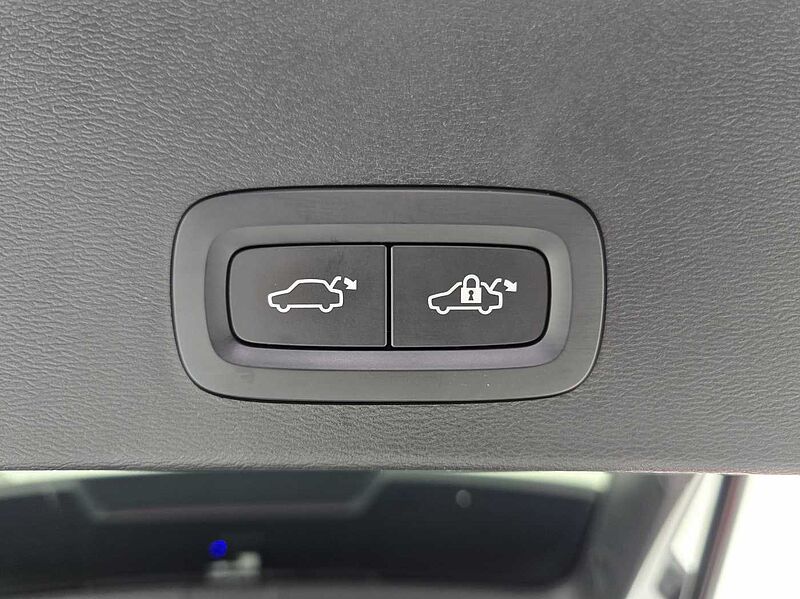 Volvo Ultimate, B4 AWD mild hybrid, 가솔린, Bright