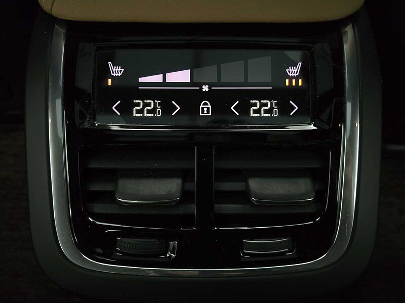 Volvo Ultimate, B5 mild hybrid, 가솔린, Bright