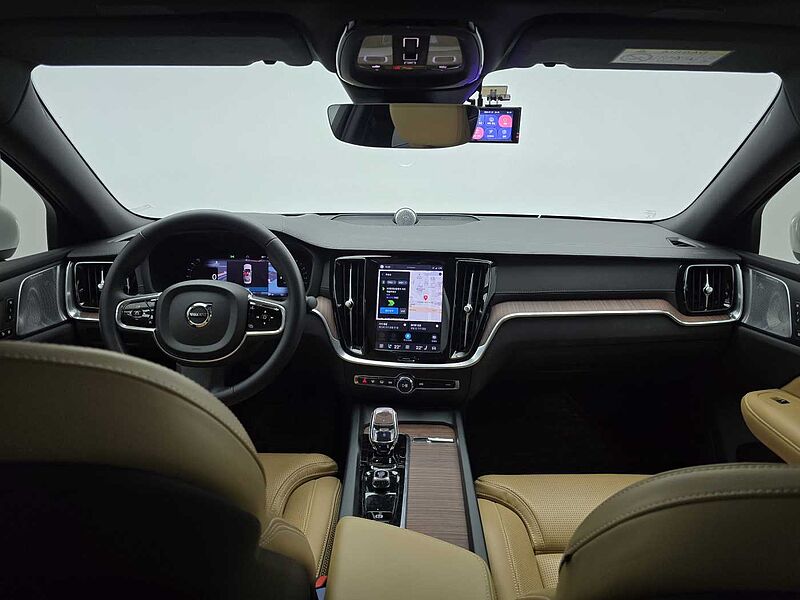 Volvo Ultimate, B5 mild hybrid, 가솔린, Bright