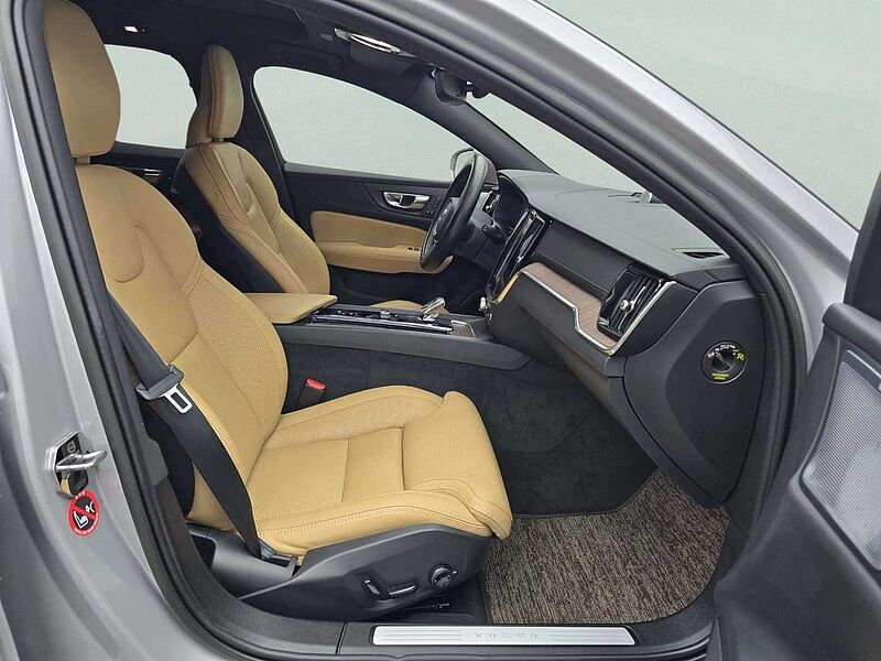 Volvo Ultimate, B5 AWD mild hybrid, 가솔린
