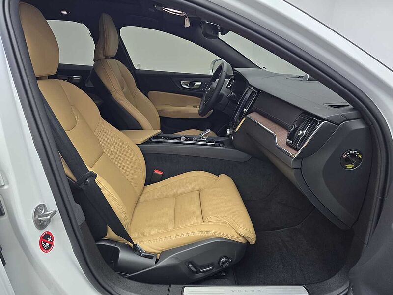 Volvo  Ultra, B5 AWD 마일드 하이브리드, 가솔린, 브라이트