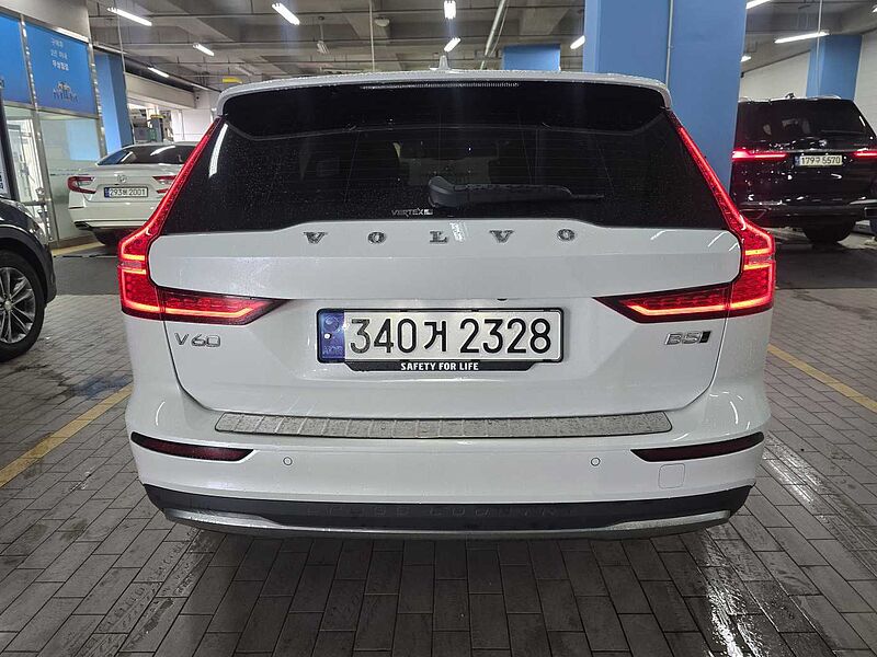 Volvo Ultimate, B5 AWD mild hybrid, 가솔린