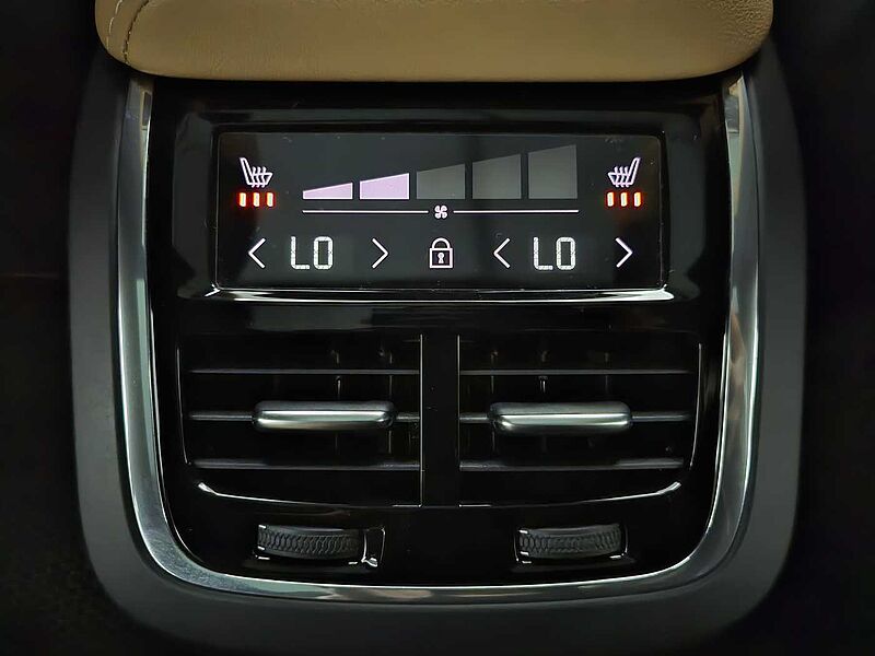 Volvo B5 AWD Ultimate Bright