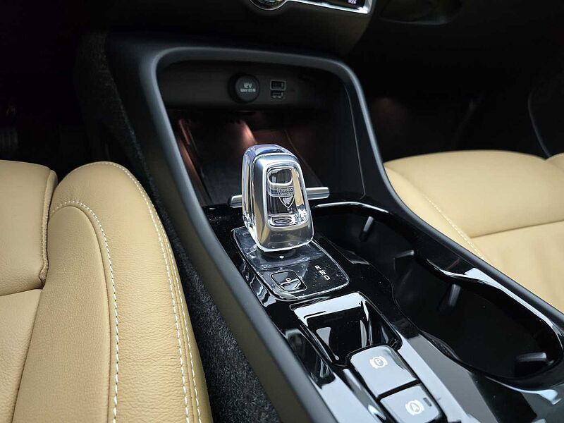 Volvo Inscription, B4 AWD mild hybrid