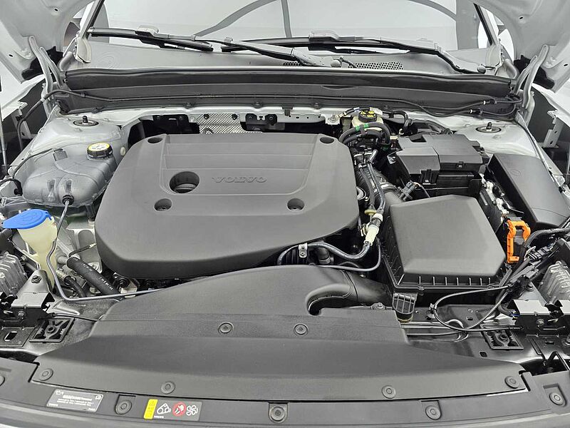 Volvo Inscription, B4 AWD mild hybrid