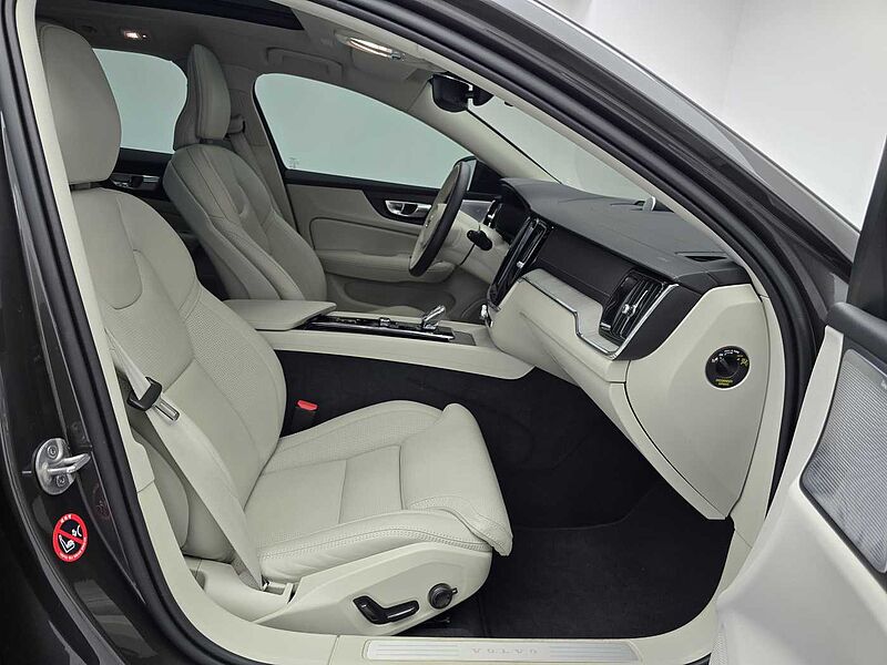 Volvo Ultimate, B5 AWD 마일드 하이브리드, 가솔린, 브라이트