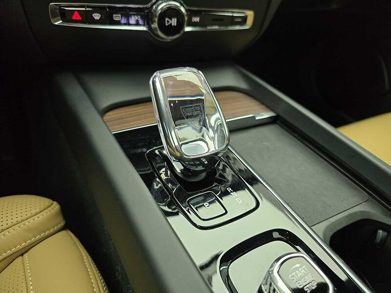 Volvo Ultimate, B5 마일드 하이브리드, 가솔린, 브라이트