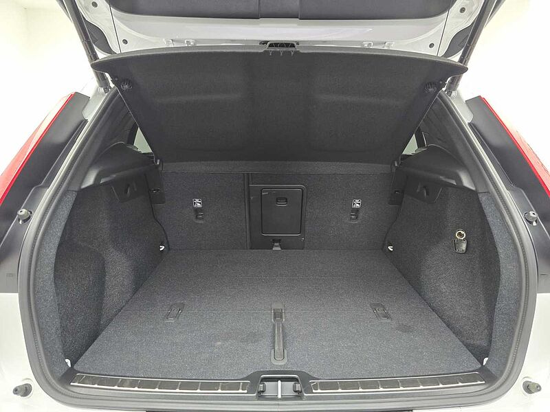 Volvo  Ultimate, B4 AWD mild hybrid, 가솔린, Bright