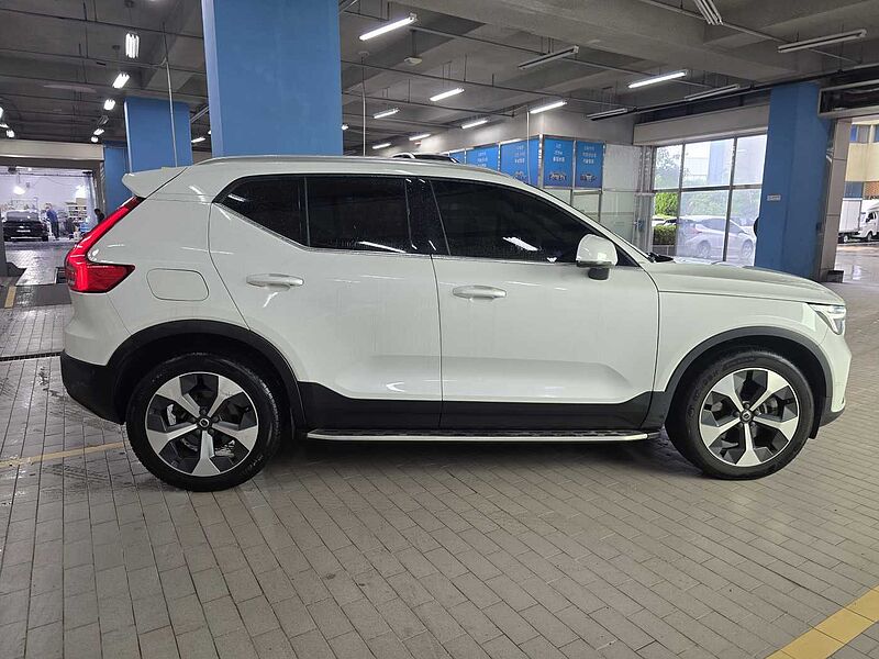 Volvo Ultimate, B4 AWD mild hybrid, 가솔린, Bright