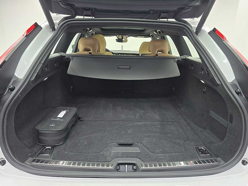 Volvo  Ultra, B5 AWD 마일드 하이브리드, 가솔린, 브라이트